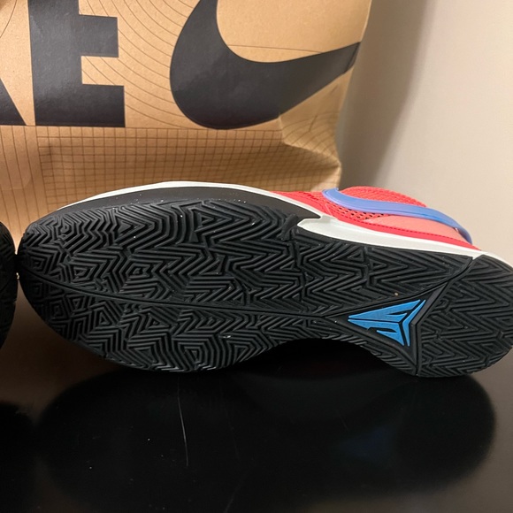 Ja Morant 1 - Picture 7 of 8